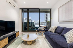 Brand New Apt in Best CBD Area! 71sqm, Green view